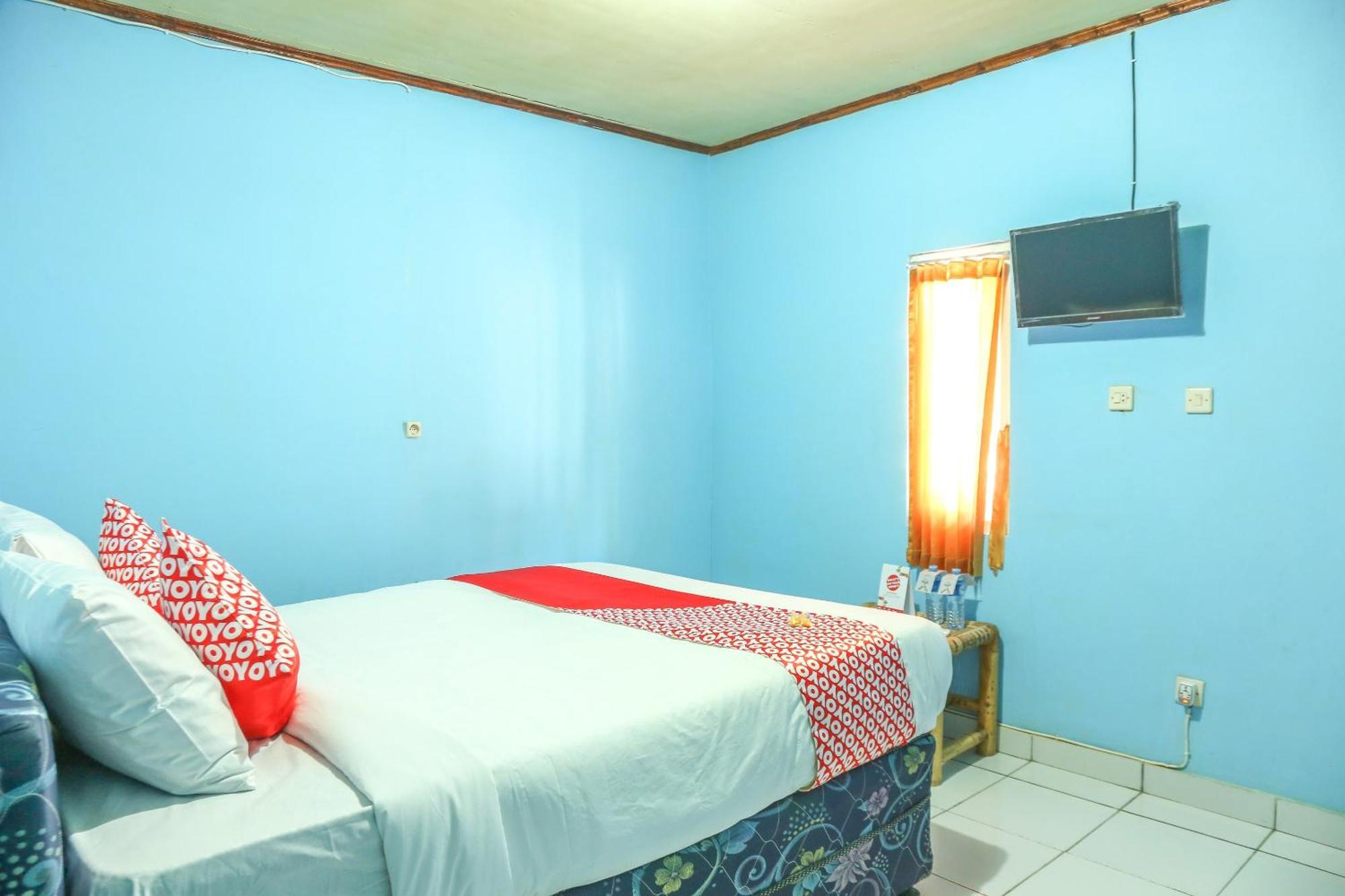 Oyo 1662 Zury Homestay Kuta  Bagian luar foto